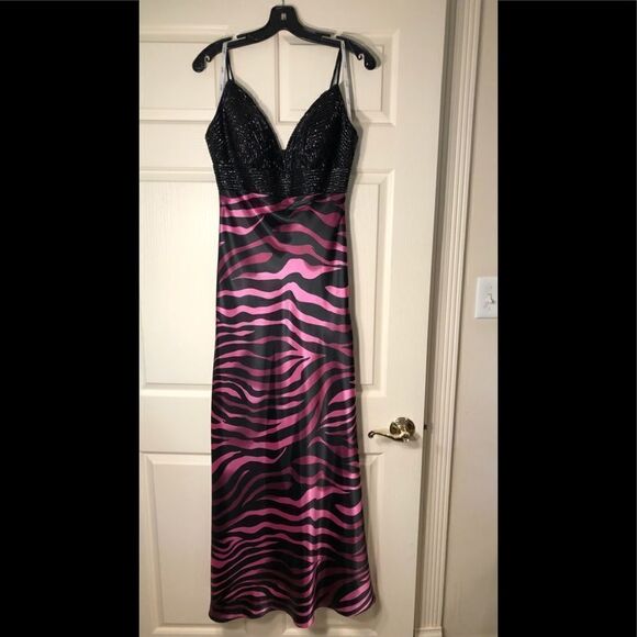 Sparkle dress - Picture 1 of 4